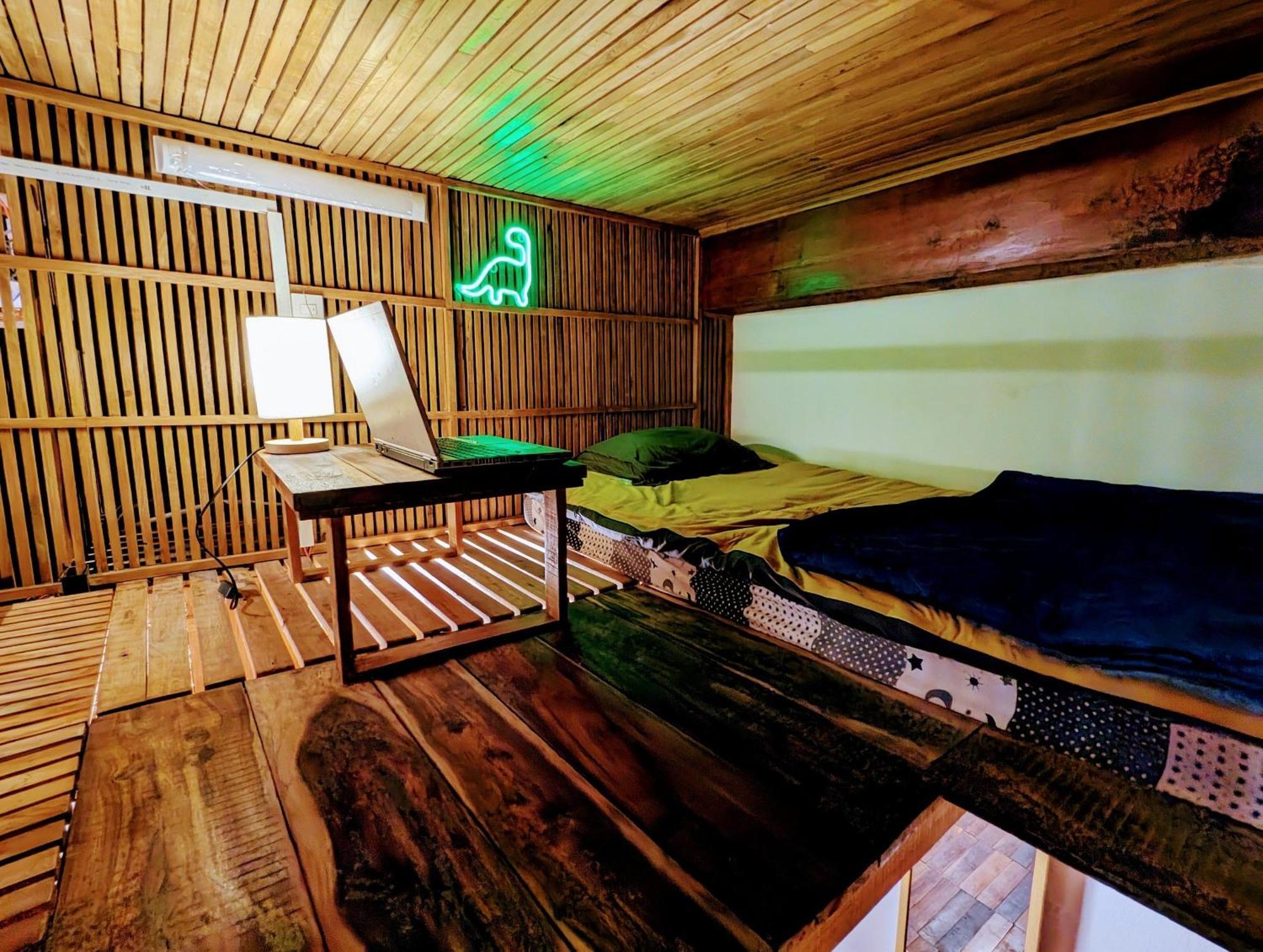 The Gk House Hostel, Ecolliving, Central City, Natural Wooden, Chill View Rooftop, Restaurant And Cocktail Bar Ho Chi Minh-stad Buitenkant foto
